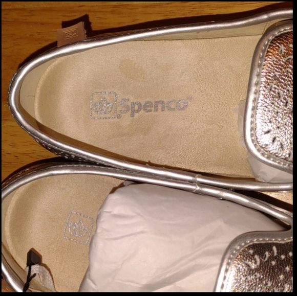 👣SPENCO 👣Silver Bailey Ballet Flat footwear - Picture 12 of 16